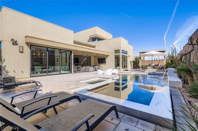 2219 Ledge Rock Lane, Henderson, NV 89052
