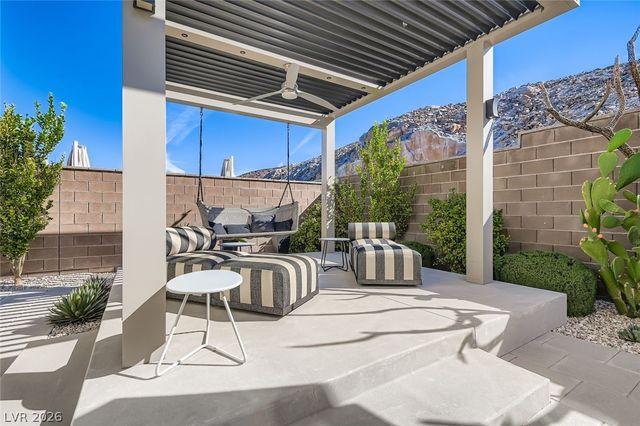2219 Ledge Rock Lane, Henderson, NV 89052