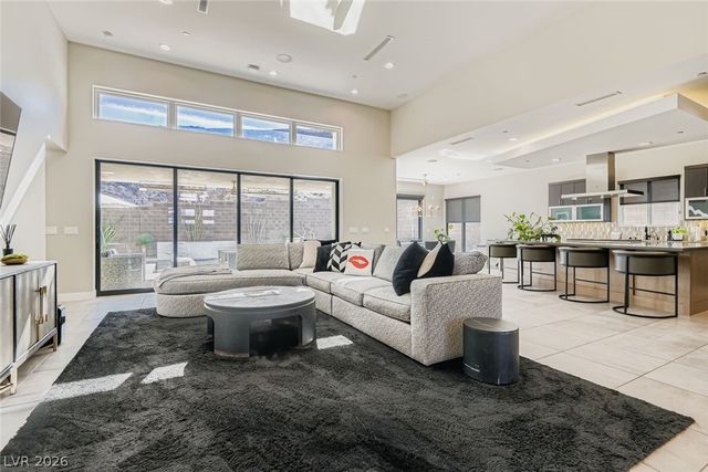 2219 Ledge Rock Lane, Henderson, NV 89052