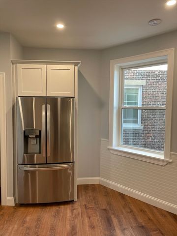 3 Alton 2, Brookline, MA 02446