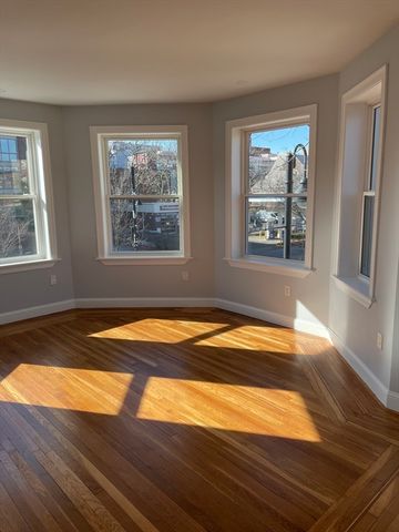 3 Alton 2, Brookline, MA 02446