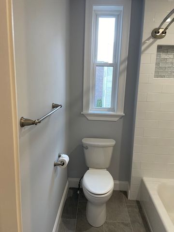 3 Alton 2, Brookline, MA 02446