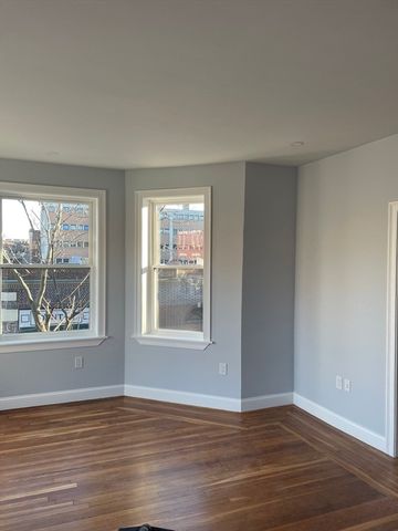 3 Alton 2, Brookline, MA 02446