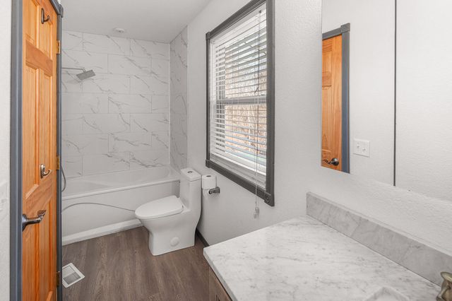 Rr 62 State Highway U, Ava, MO 65608