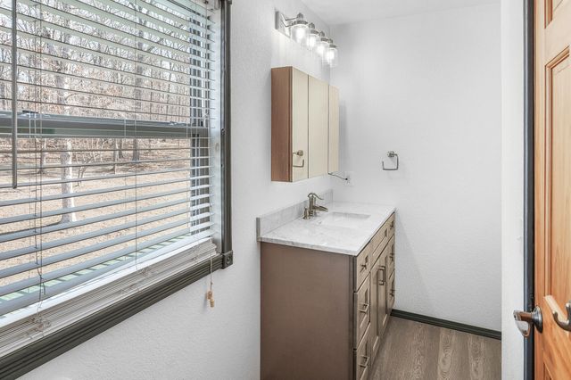 Rr 62 State Highway U, Ava, MO 65608