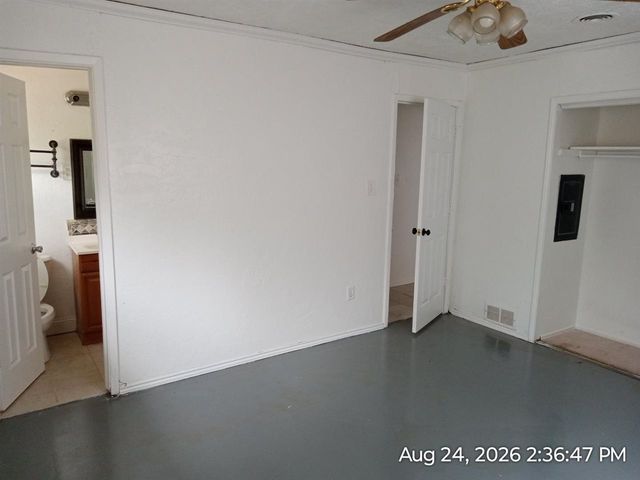 2316 NW Woodridge Dr, Lawton, OK 73507