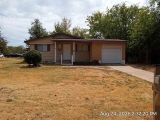 2316 NW Woodridge Dr, Lawton, OK 73507