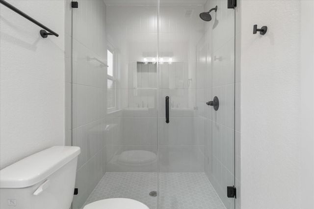 114 SHADY BLUFF DR, Wimberley, TX 78676