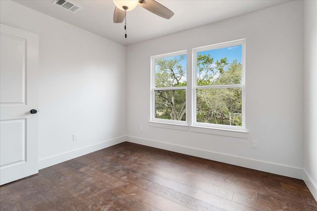 114 SHADY BLUFF DR, Wimberley, TX 78676