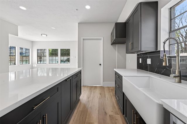 3138 Country Club Boulevard, Stafford, TX 77477