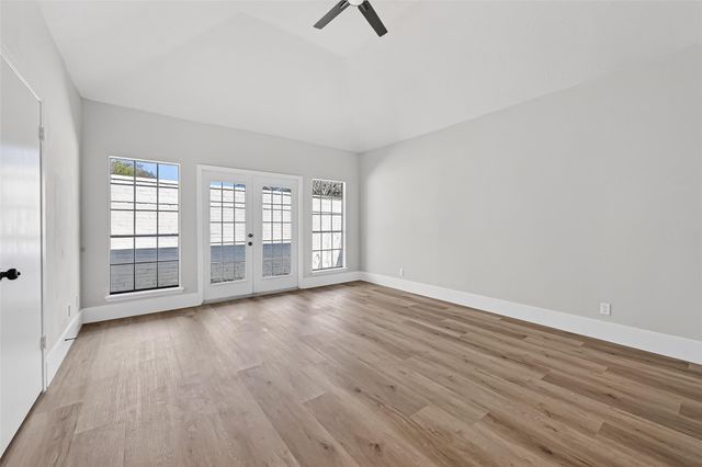 3138 Country Club Boulevard, Stafford, TX 77477