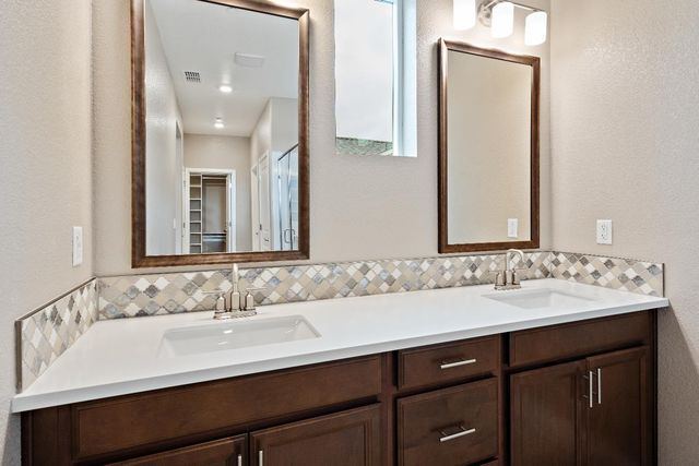 2980 Endsley Ave, Sacramento, CA 95833