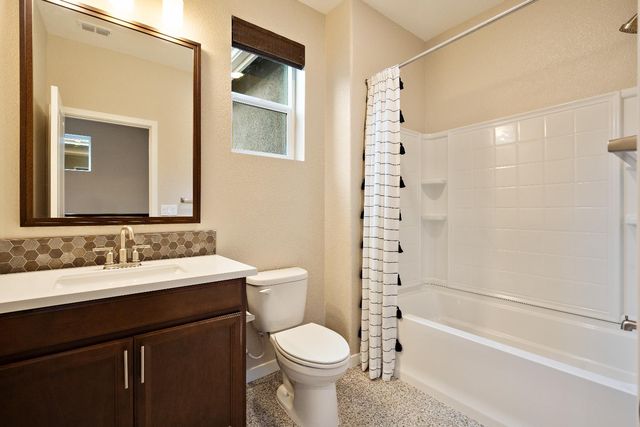 2980 Endsley Ave, Sacramento, CA 95833