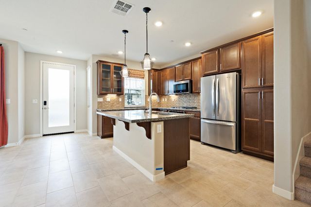 2980 Endsley Ave, Sacramento, CA 95833