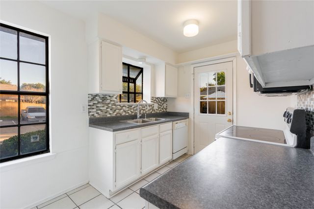 1801 W Spring Creek Parkway W1, Plano, TX 75023