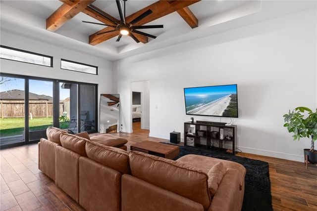 6806 Mets Ct, Corpus Christi, TX 78414