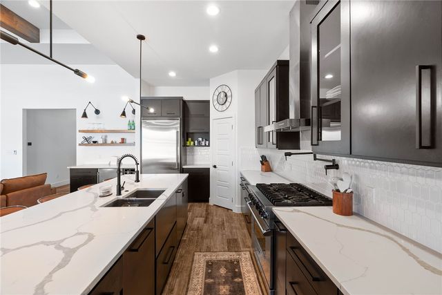 6806 Mets Ct, Corpus Christi, TX 78414