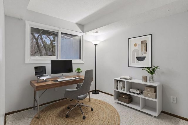 6859 Macbeth Court, Woodbury, MN 55125