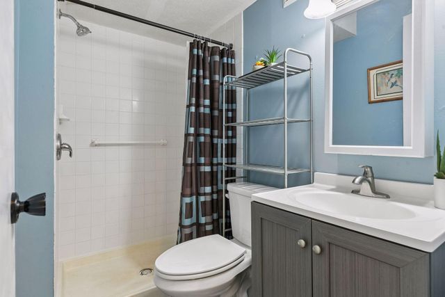 6859 Macbeth Court, Woodbury, MN 55125