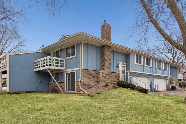 6859 Macbeth Court, Woodbury, MN 55125