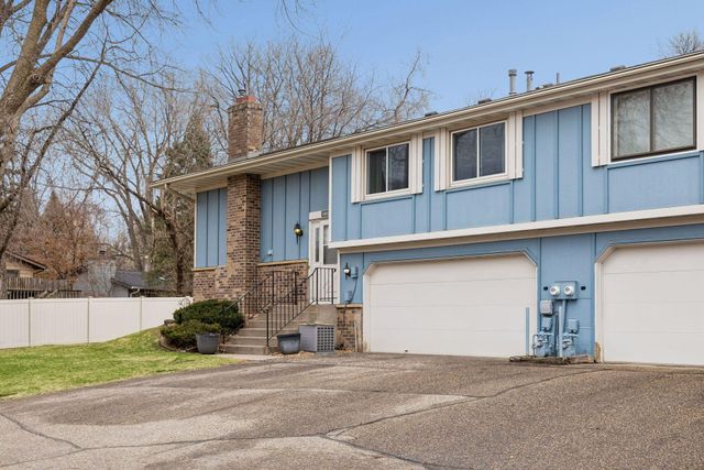 6859 Macbeth Court, Woodbury, MN 55125