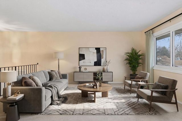 6859 Macbeth Court, Woodbury, MN 55125