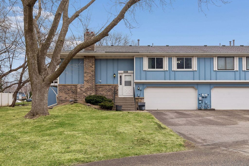 6859 Macbeth Court, Woodbury, MN 55125