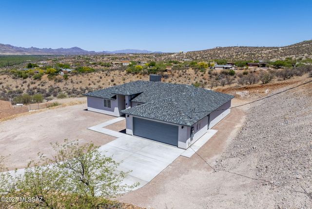 172 Vereda Cabrilla Lane, Rio Rico, AZ 85648