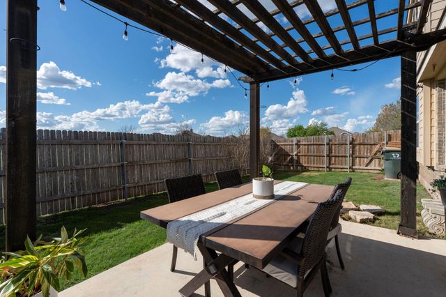 181 Summer Night CV, Buda, TX 78610