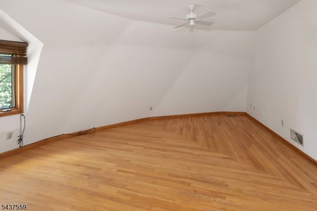20 Sand Hill Rd, Raritan Twp., NJ 08822