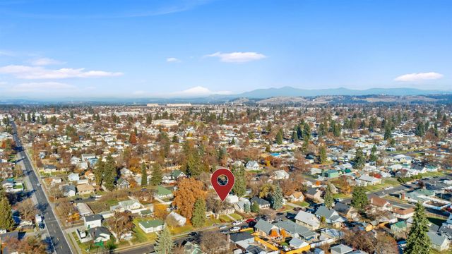527 E Queen Ave, Spokane, WA 99207