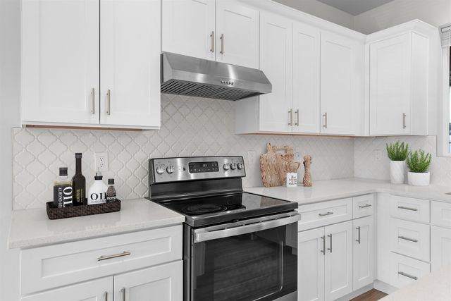 527 E Queen Ave, Spokane, WA 99207