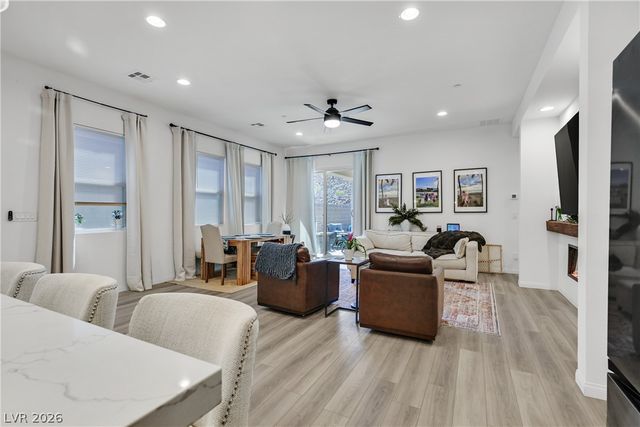 111 Ibiza Lake Drive, Henderson, NV 89011