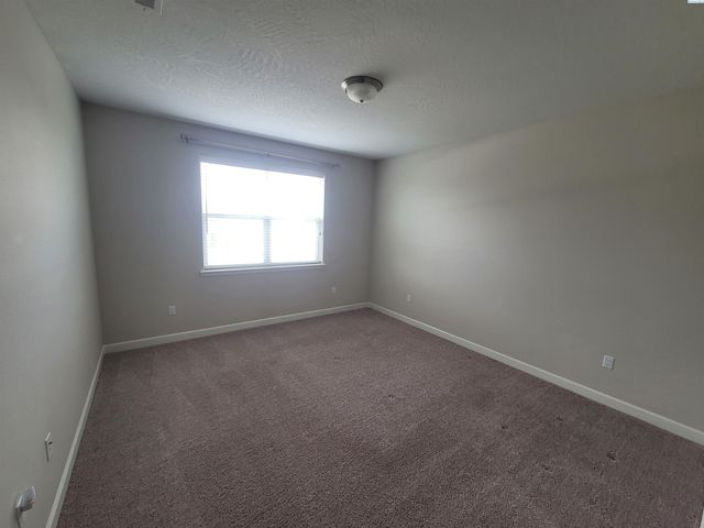 6018 W 41st Avenue, Kennewick, WA 99338