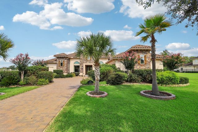 1019 Grand Estates Drive, Richmond, TX 77469