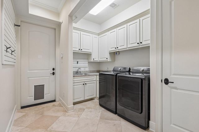 1019 Grand Estates Drive, Richmond, TX 77469