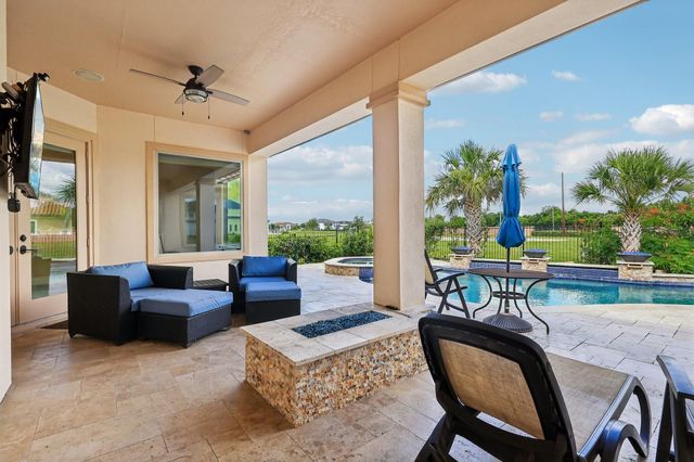 1019 Grand Estates Drive, Richmond, TX 77469
