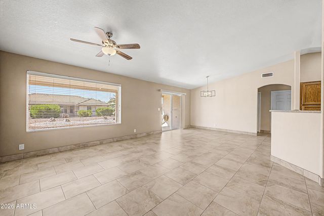 11247 E MEDINA Avenue, Mesa, AZ 85209