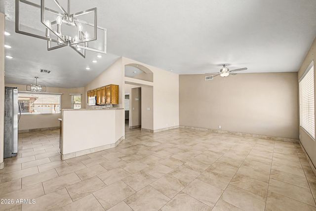 11247 E MEDINA Avenue, Mesa, AZ 85209