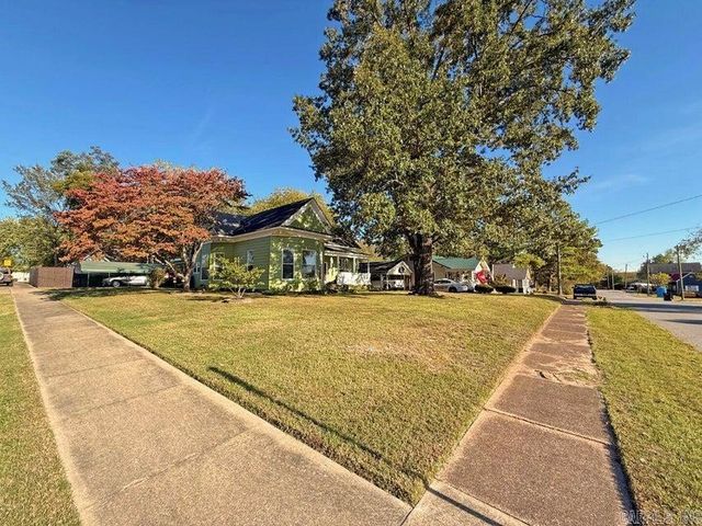 784 Brooks Street, Batesville, AR 72501