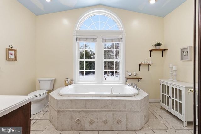 5 VELLAN DR, Bear, DE 19701