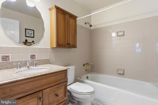 5 VELLAN DR, Bear, DE 19701