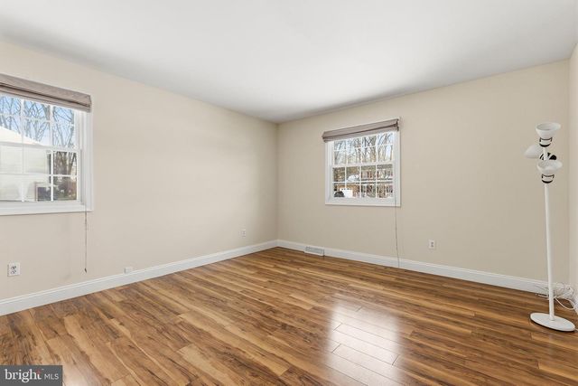 5 VELLAN DR, Bear, DE 19701