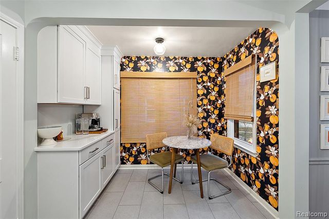 10024 Kingston Avenue, Huntington Woods, MI 48070