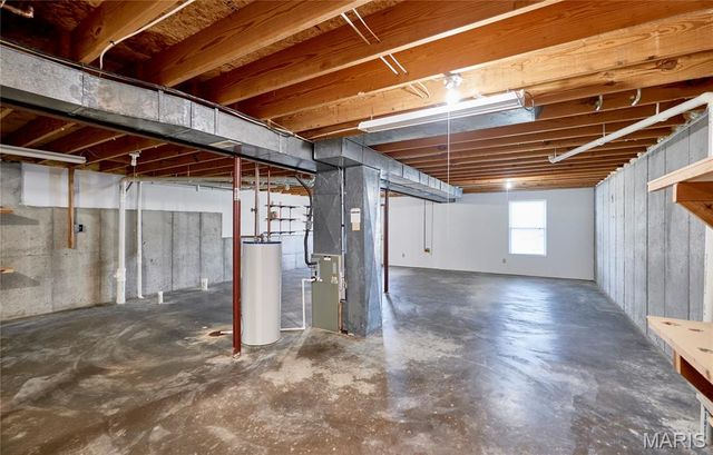 1033 Bieker Road, Washington, MO 63090