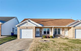 1033 Bieker Road, Washington, MO 63090