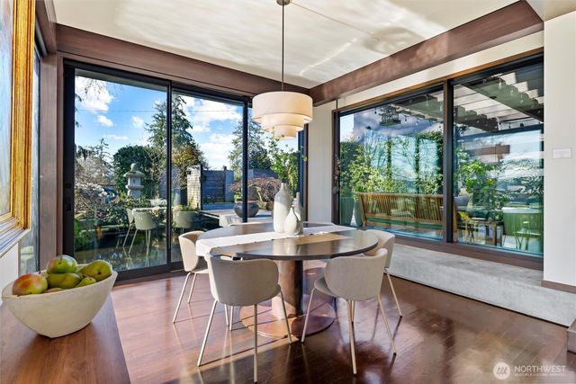 919 6th Street W, Kirkland, WA 98033