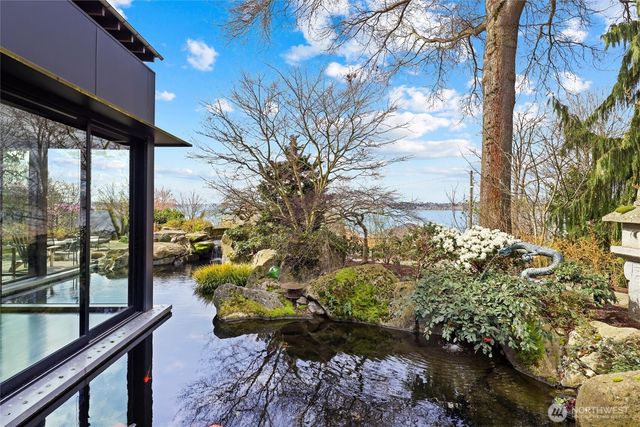 919 6th Street W, Kirkland, WA 98033