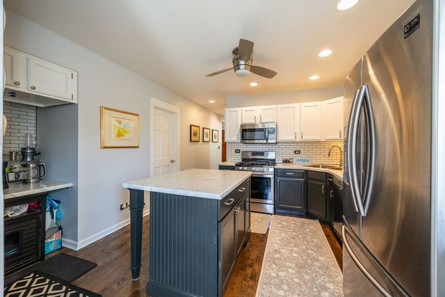 4836 N Oakley Avenue 1, Chicago, IL 60625