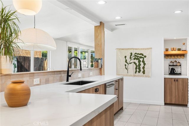 2691 Club Mesa, Costa Mesa, CA 92627